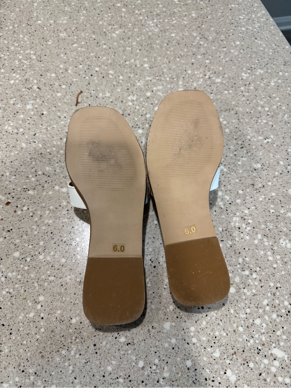 Steve Madden sandals white size 6.0 worn once - Picture 2 of 2